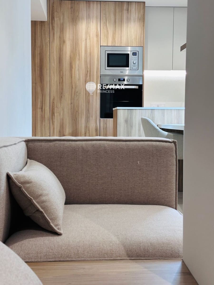 2 soveværelse Penthouse til salg i Alicante by - € 268.900 (Ref: 8990153)