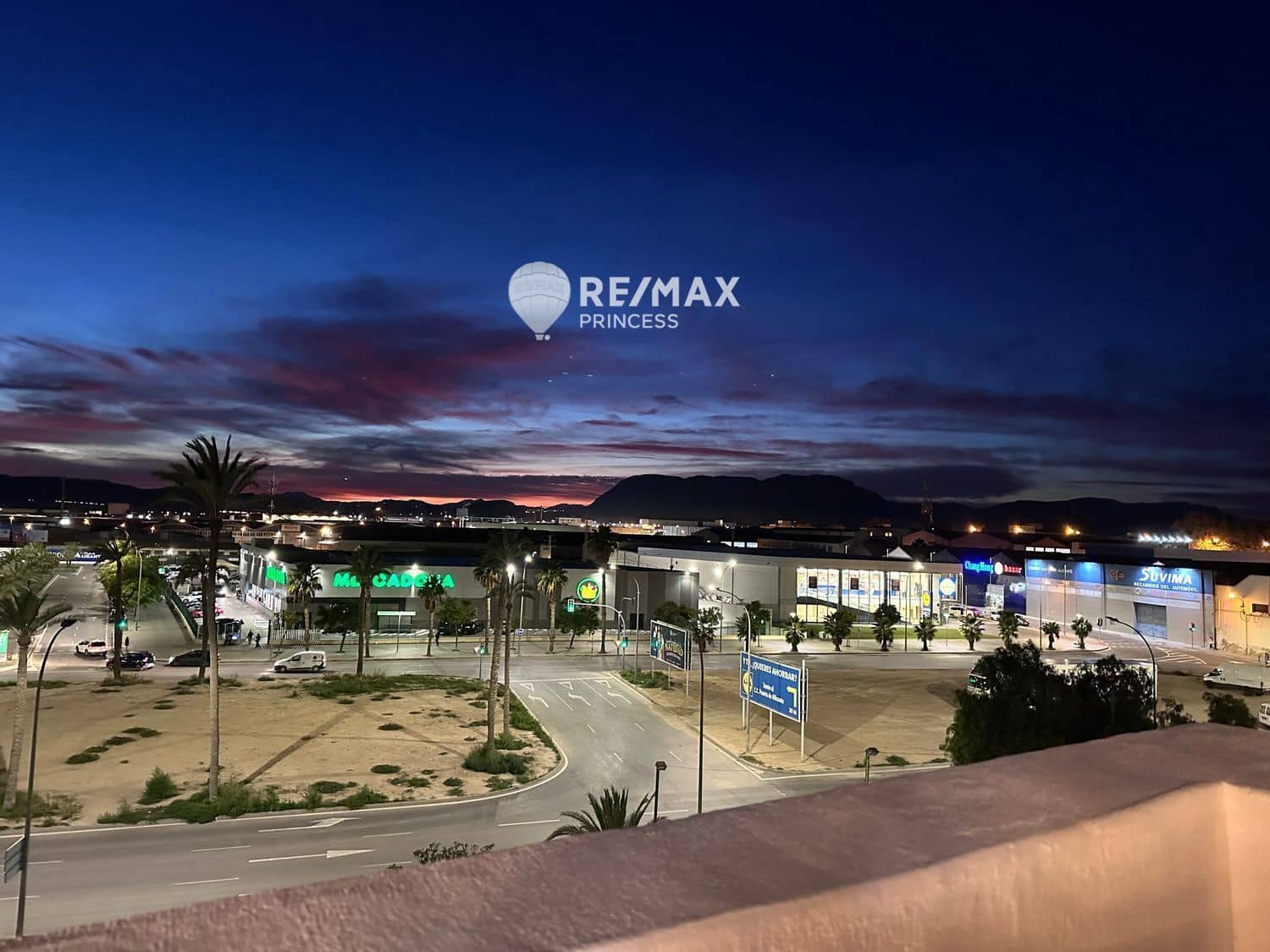 2 soveværelse Penthouse til salg i Alicante by - € 268.900 (Ref: 8990153)