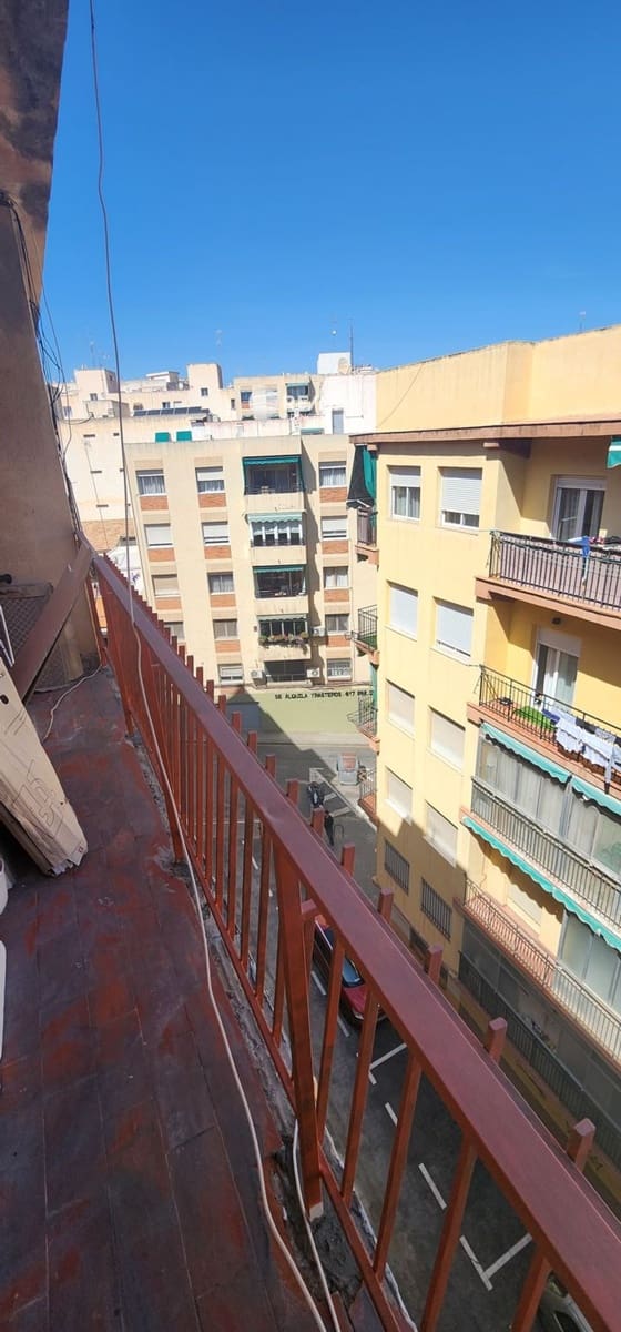 3 soveværelse Lejlighed til salg i Alicante by - € 260.000 (Ref: 8990154)