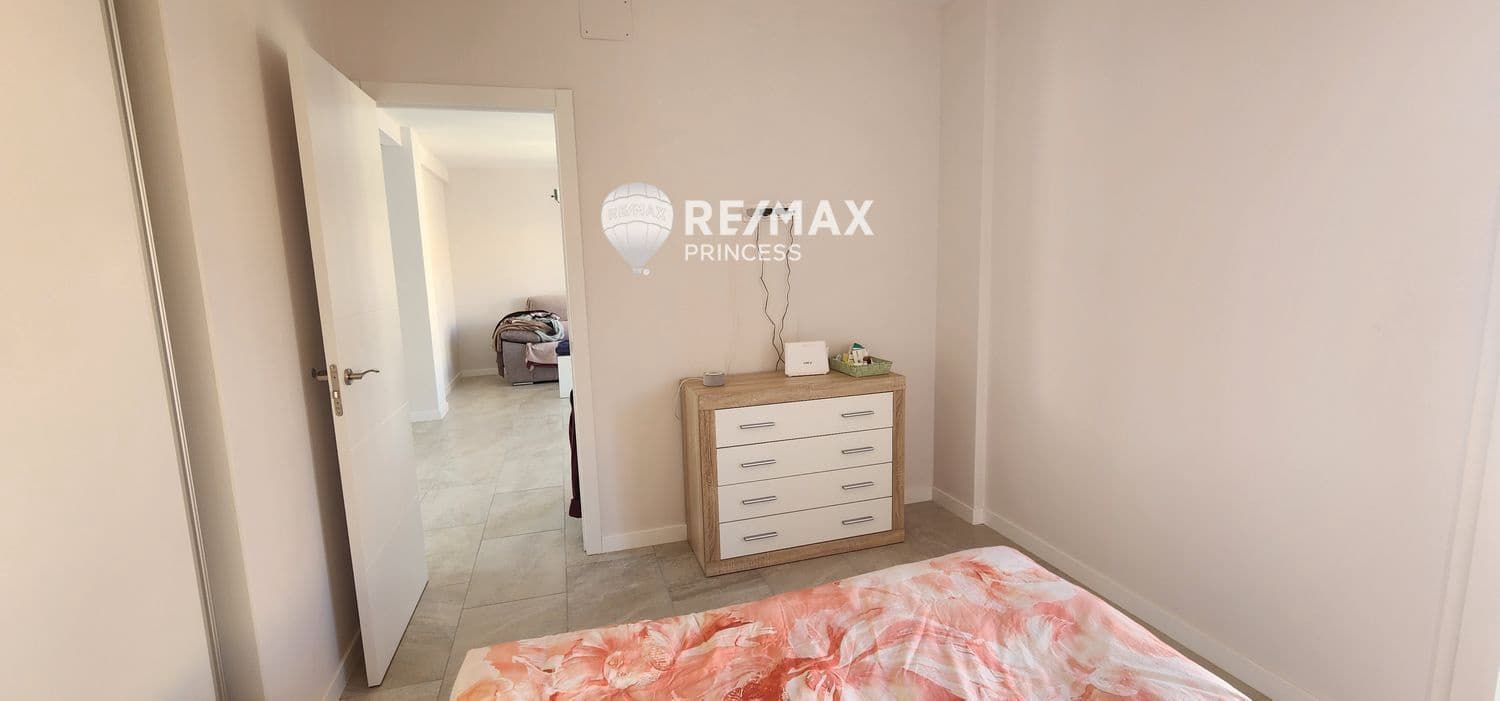 3 soveværelse Lejlighed til salg i Alicante by - € 260.000 (Ref: 8990154)