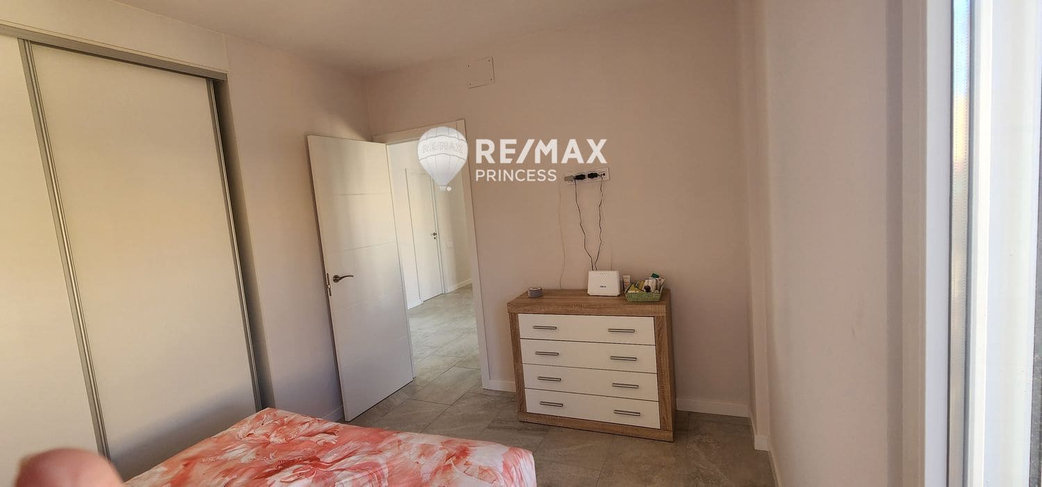 3 soveværelse Lejlighed til salg i Alicante by - € 260.000 (Ref: 8990154)