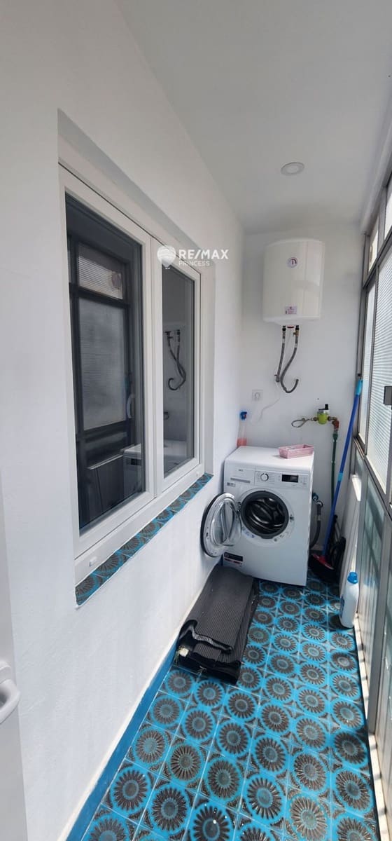 3 soveværelse Lejlighed til salg i Alicante by - € 260.000 (Ref: 8990154)