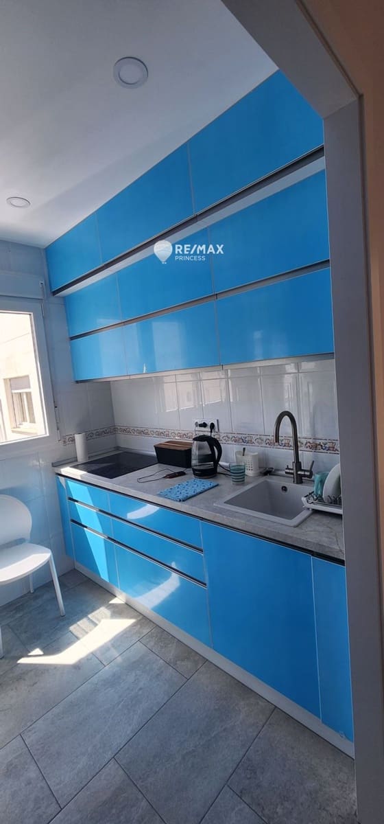 3 soveværelse Lejlighed til salg i Alicante by - € 260.000 (Ref: 8990154)