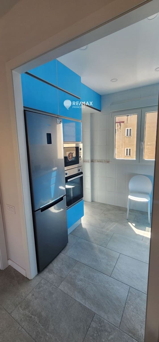 3 soveværelse Lejlighed til salg i Alicante by - € 260.000 (Ref: 8990154)