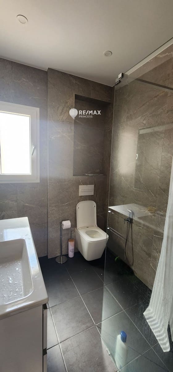 3 soveværelse Lejlighed til salg i Alicante by - € 260.000 (Ref: 8990154)