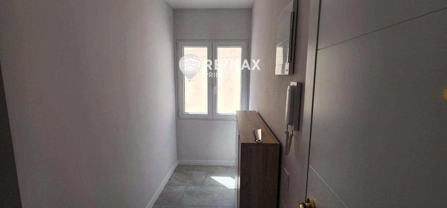 3 soveværelse Lejlighed til salg i Alicante by - € 260.000 (Ref: 8990154)