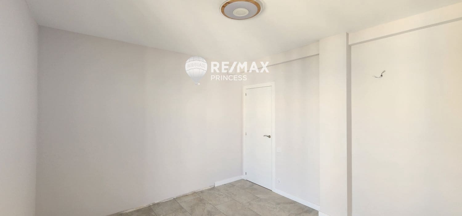 3 soveværelse Lejlighed til salg i Alicante by - € 260.000 (Ref: 8990154)