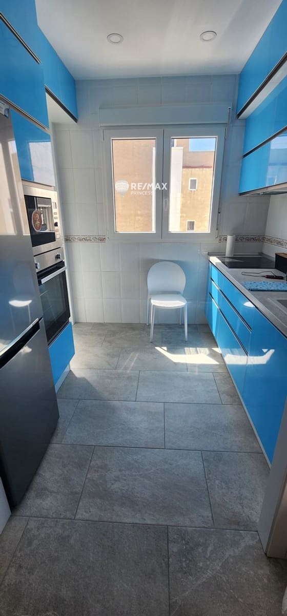 3 soveværelse Lejlighed til salg i Alicante by - € 260.000 (Ref: 8990154)