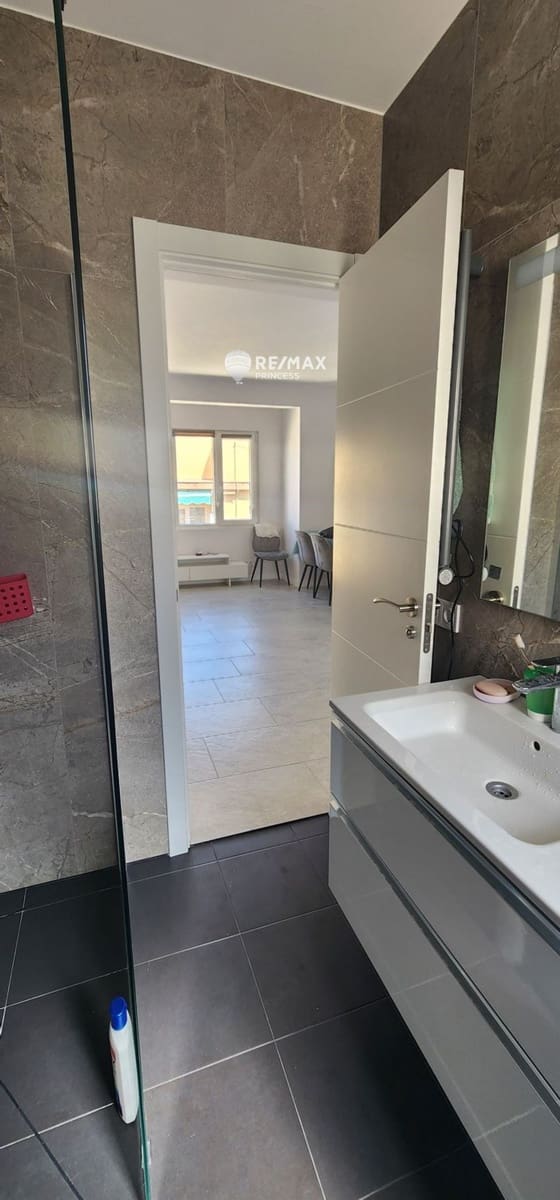 3 soveværelse Lejlighed til salg i Alicante by - € 260.000 (Ref: 8990154)