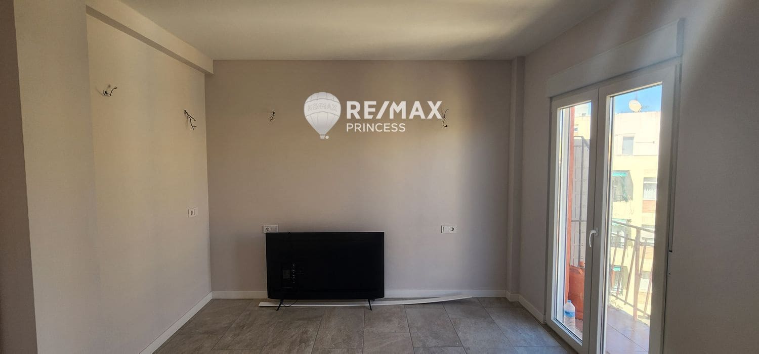 3 soveværelse Lejlighed til salg i Alicante by - € 260.000 (Ref: 8990154)