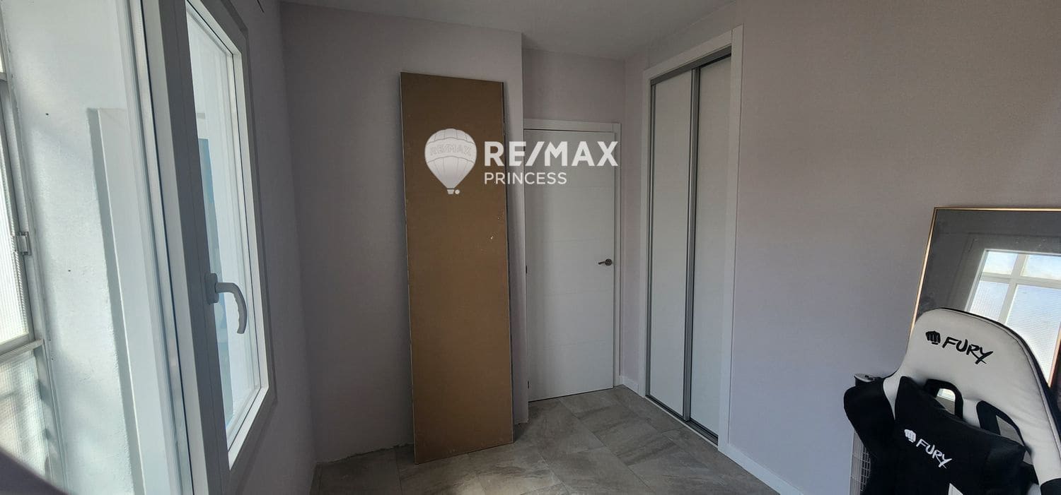 3 soveværelse Lejlighed til salg i Alicante by - € 260.000 (Ref: 8990154)