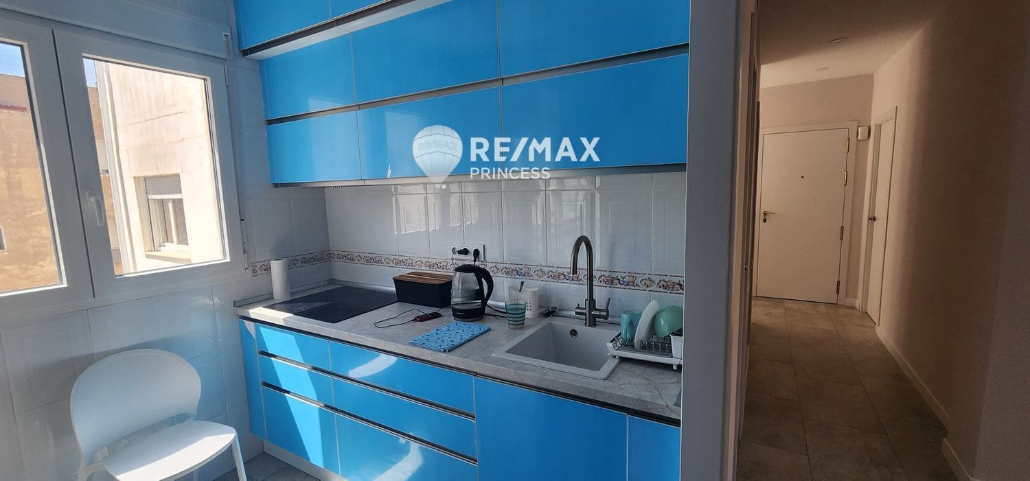 3 soveværelse Lejlighed til salg i Alicante by - € 260.000 (Ref: 8990154)