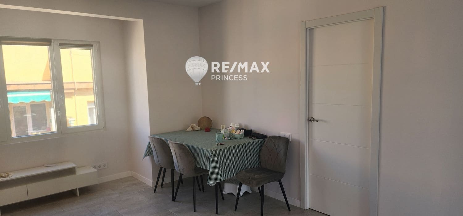 3 soveværelse Lejlighed til salg i Alicante by - € 260.000 (Ref: 8990154)