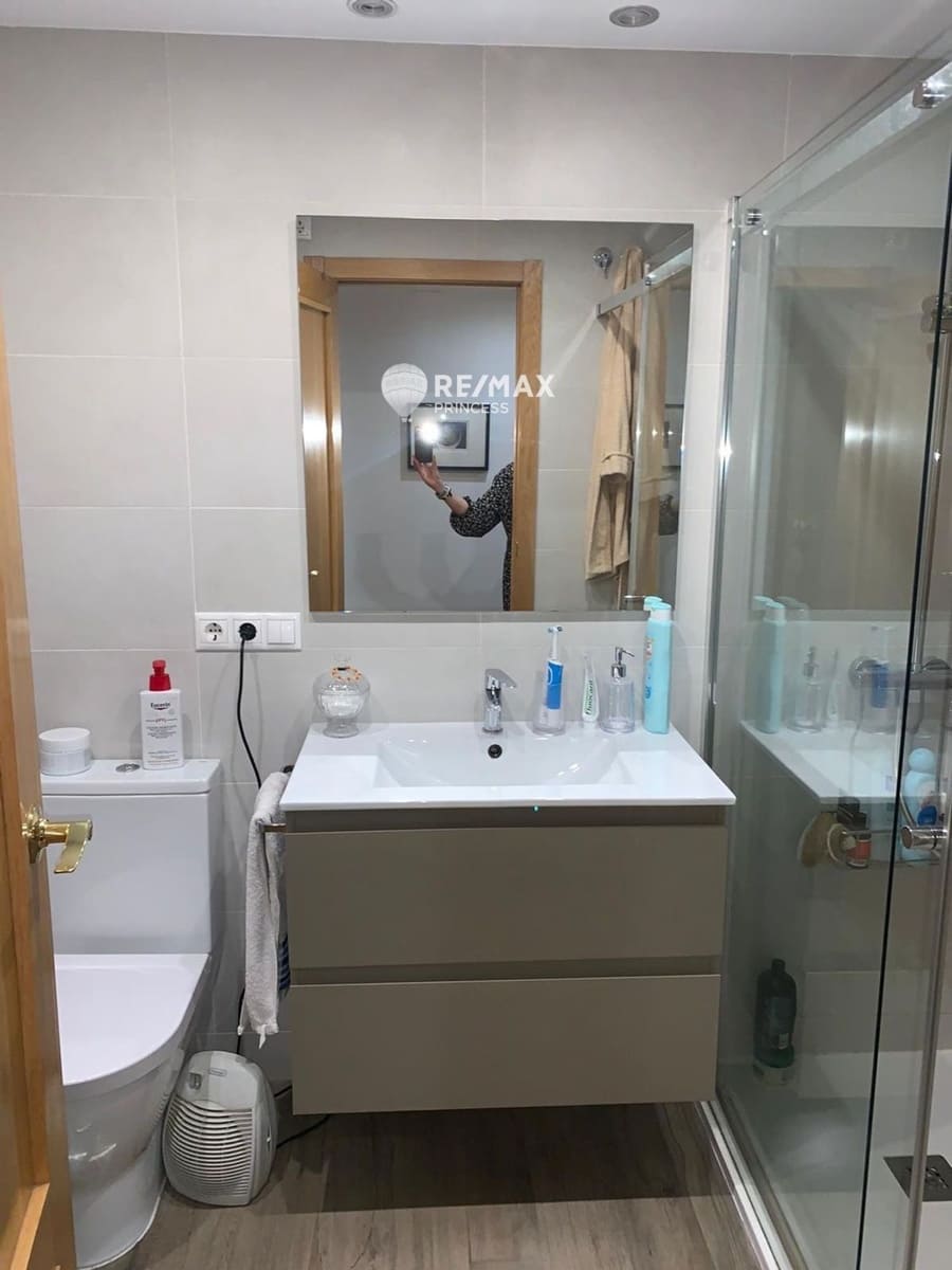 3 soveværelse Lejlighed til salg i Alicante by med swimmingpool garage - € 319.000 (Ref: 8990156)