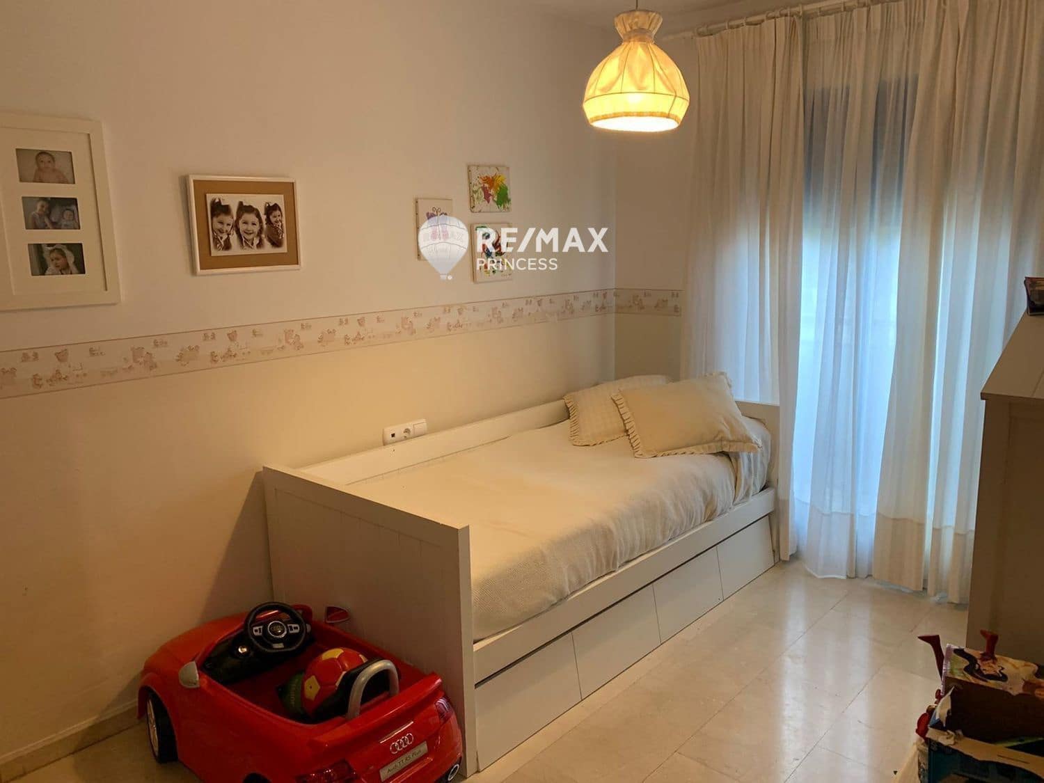 3 soveværelse Lejlighed til salg i Alicante by med swimmingpool garage - € 319.000 (Ref: 8990156)