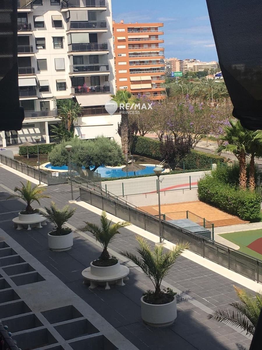 3 soveværelse Lejlighed til salg i Alicante by med swimmingpool garage - € 319.000 (Ref: 8990156)