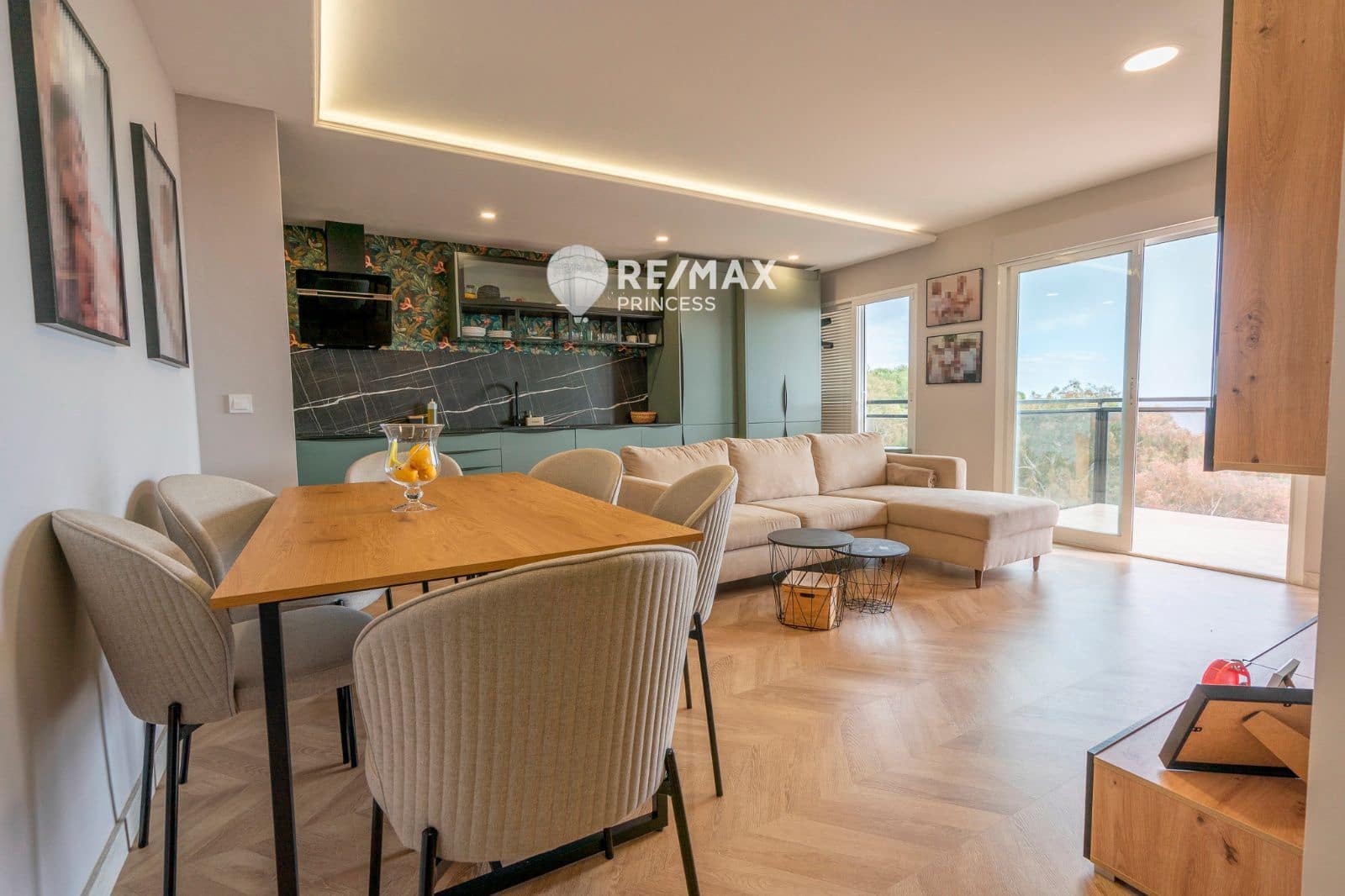 2 soveværelse Penthouse til salg i El Campello med garage - € 299.000 (Ref: 9012254)