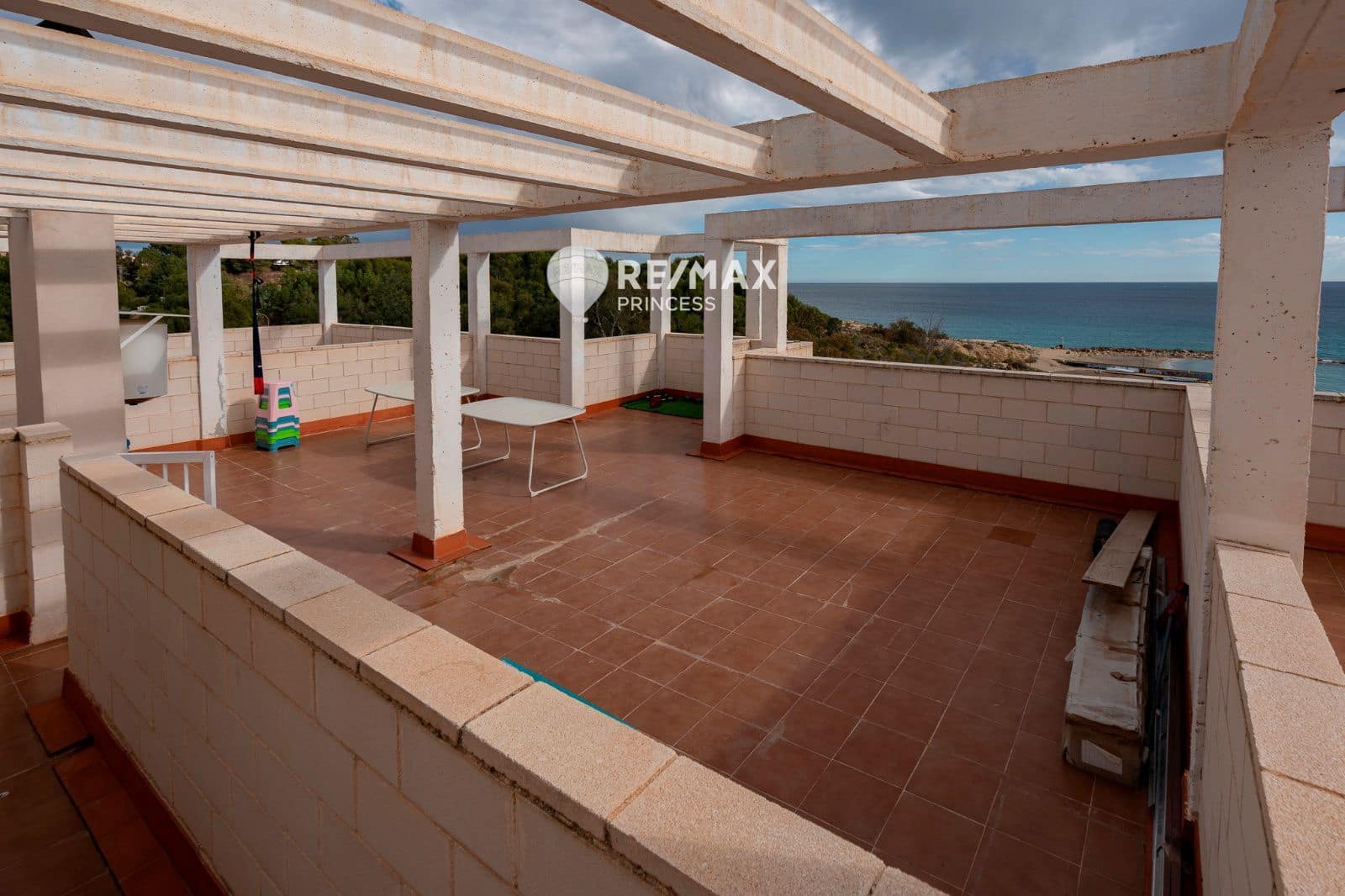 2 soveværelse Penthouse til salg i El Campello med garage - € 299.000 (Ref: 9012254)