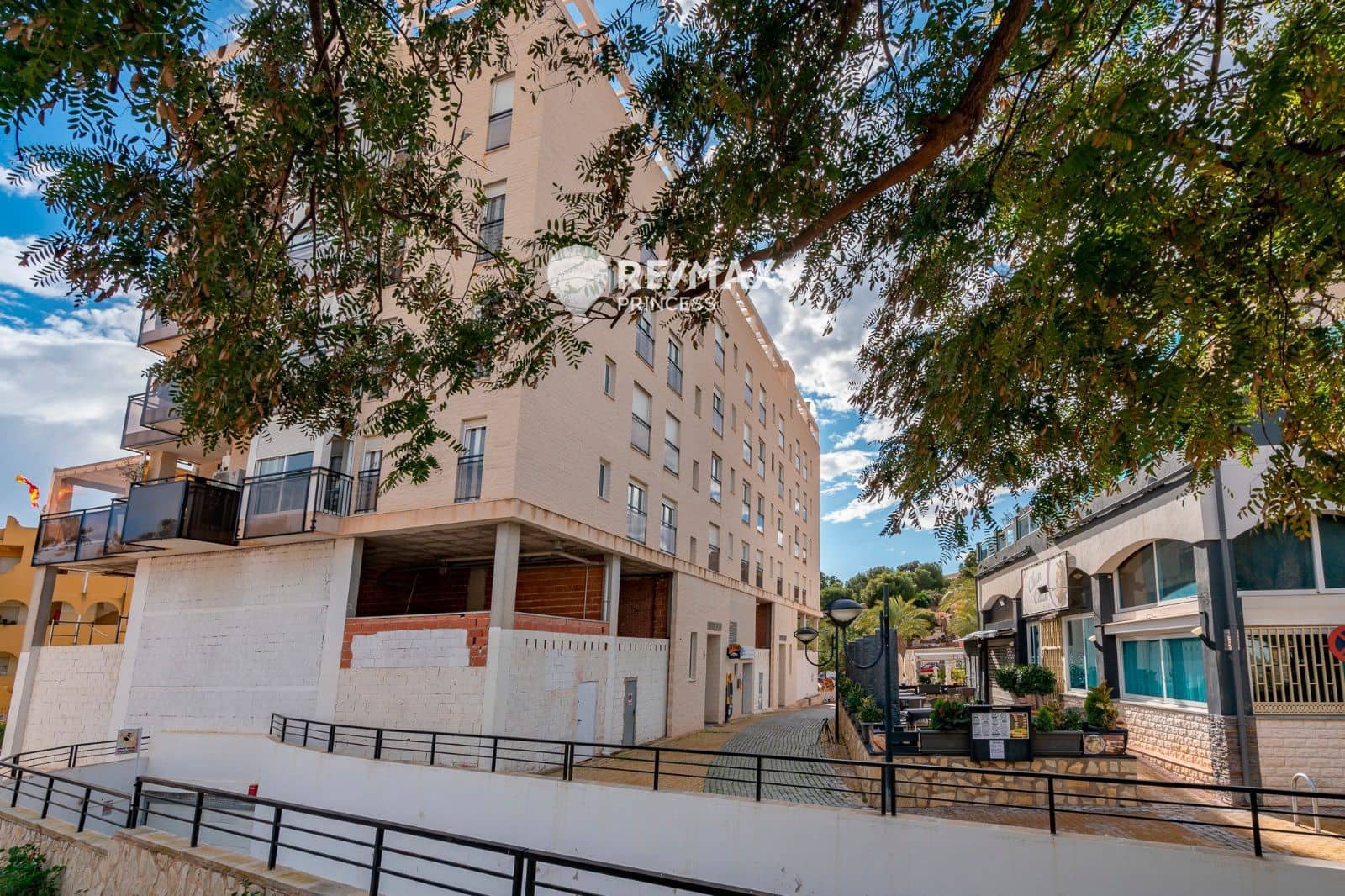 2 soveværelse Penthouse til salg i El Campello med garage - € 299.000 (Ref: 9012254)