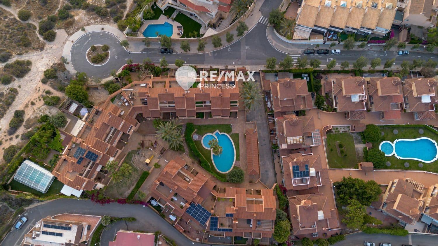 4 soverom Penthouse til salgs i Cabo de las Huertas med svømmebasseng garasje - € 725 500 (Ref: 9016525)