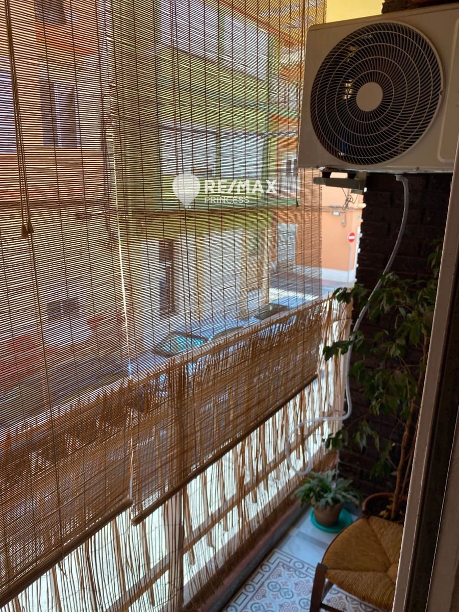 4 bedroom Flat for sale in Alicante / Alacant city - € 196,000 (Ref: 9074236)