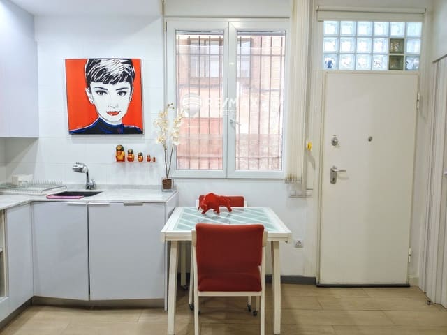 2 sypialnia Mieszkanie na sprzedaż w Carolinas Bajas, Miasto Alicante / Alacant - 177 000 € (Ref: 9074237)