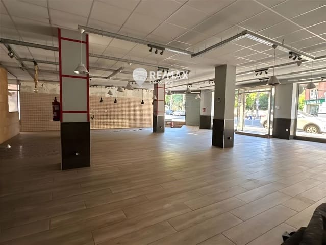 Commercial for sale in Benalúa, Alicante / Alacant city - € 430,000 (Ref: 9074241)