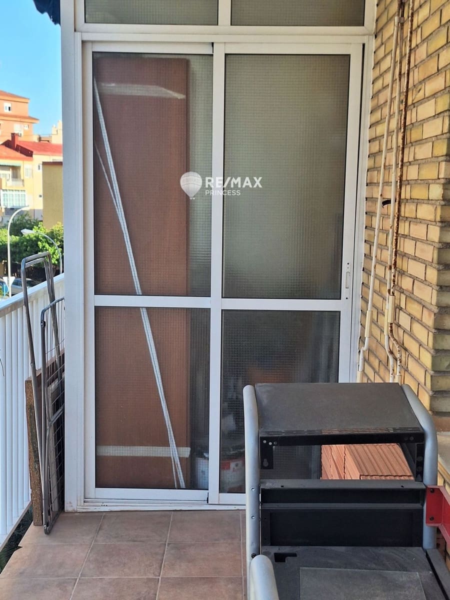 2 makuuhuone Asunto myytävänä paikassa Alicante kaupunki mukana 
autotalli - 299 000 € (Ref: 9142348)