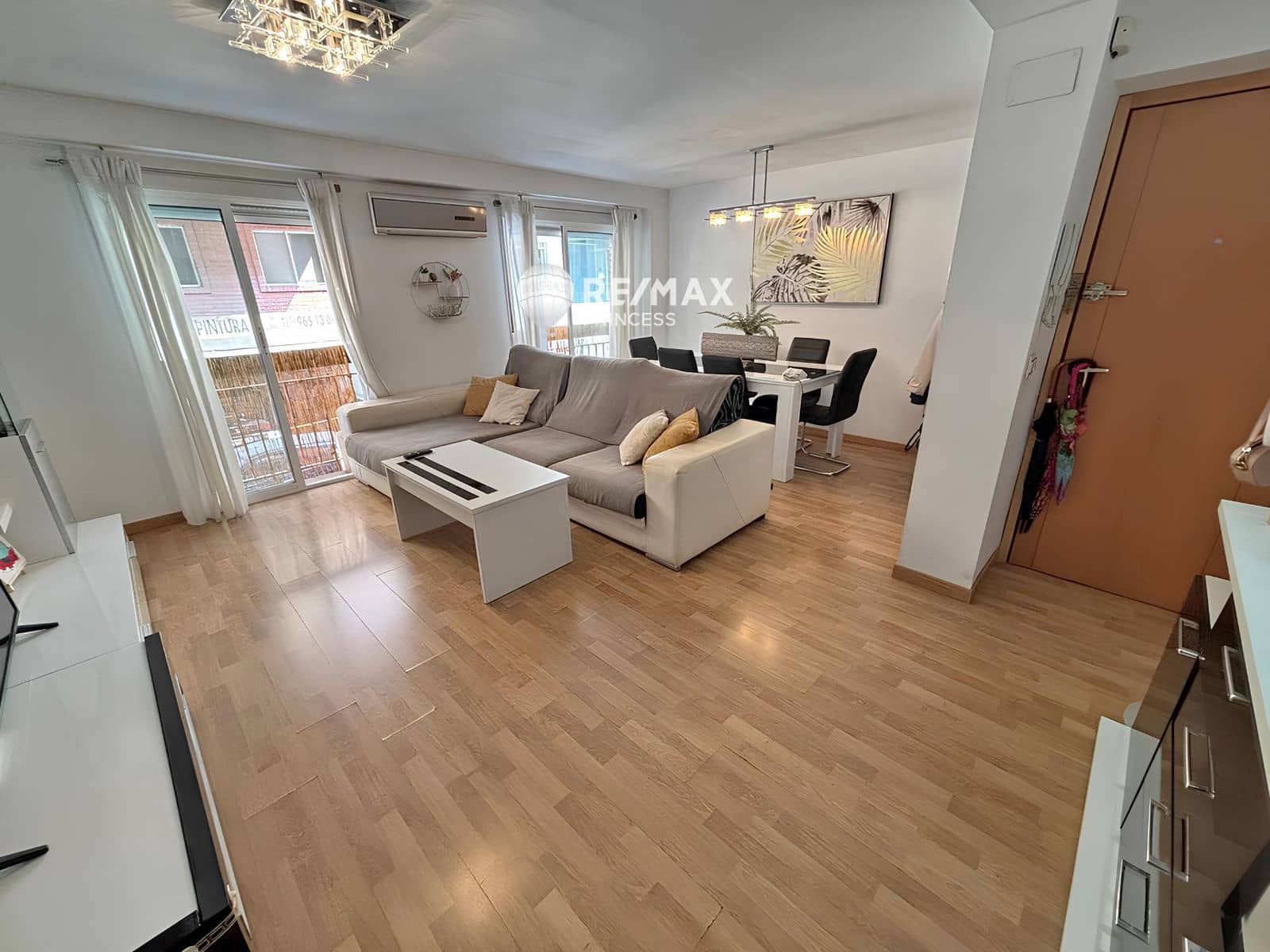 2 slaapkamer Flat te koop in Alicante stad - € 220.000 (Ref: 9164713)