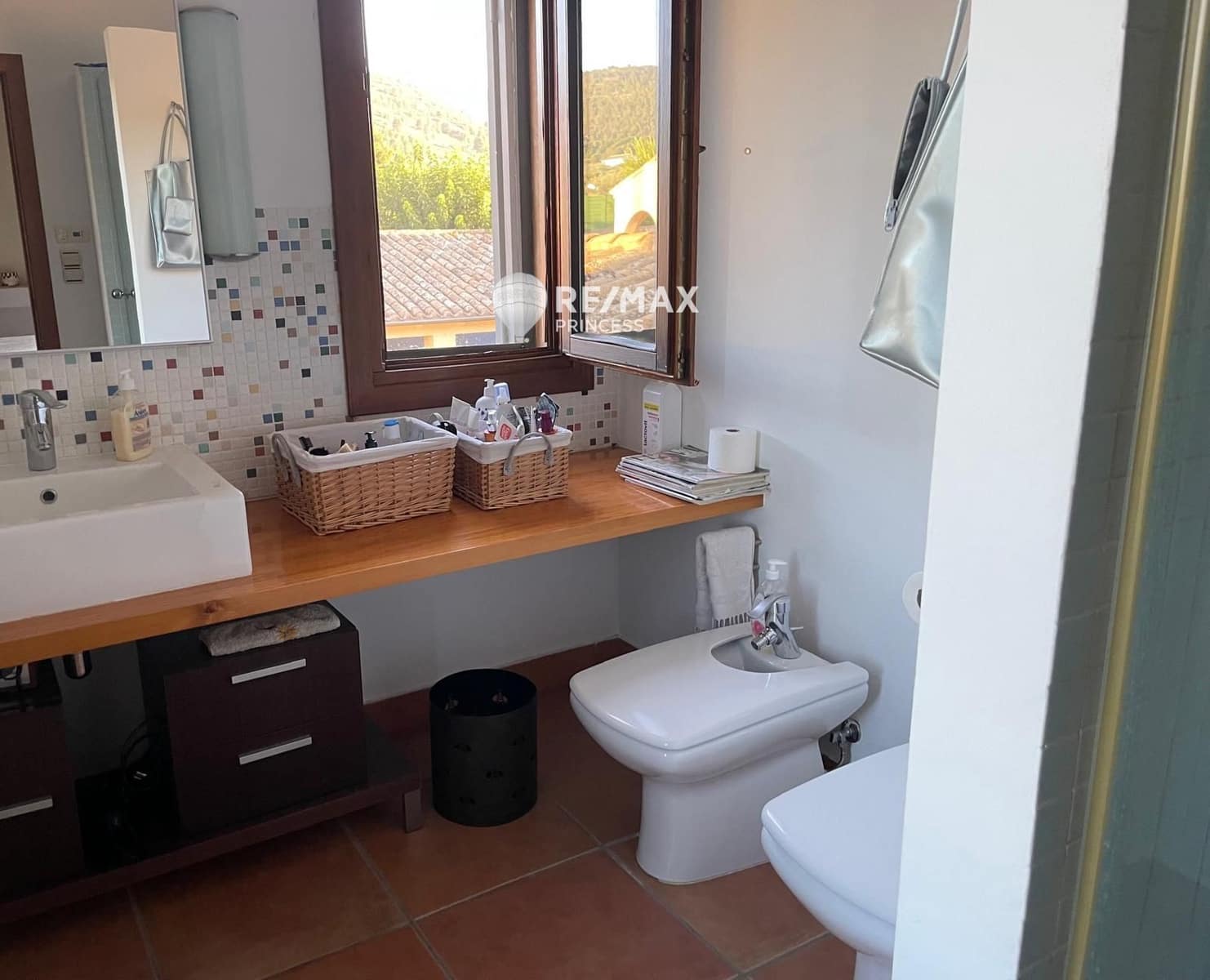 4 soveværelse Villa til leje i Castalla - € 2.500 (Ref: 9164715)