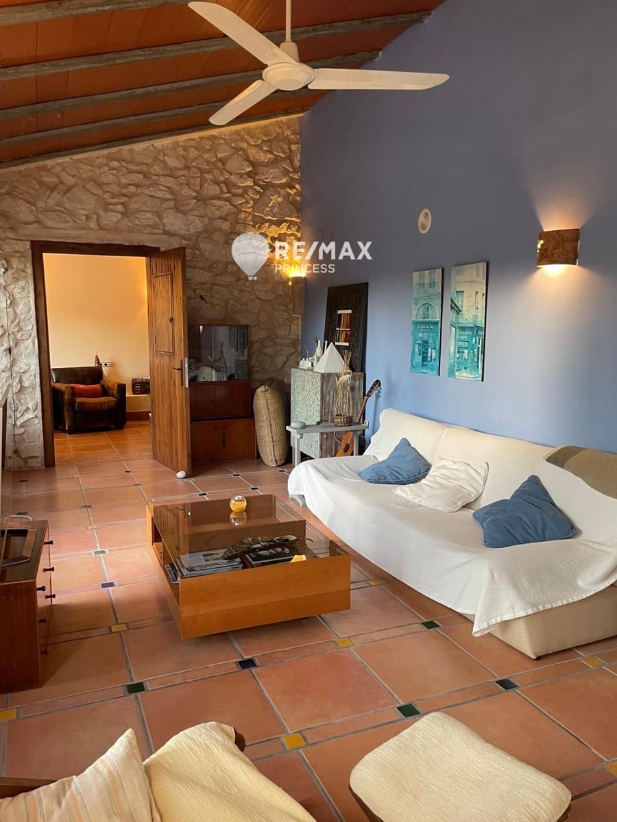 4 soveværelse Villa til leje i Castalla - € 2.500 (Ref: 9164715)