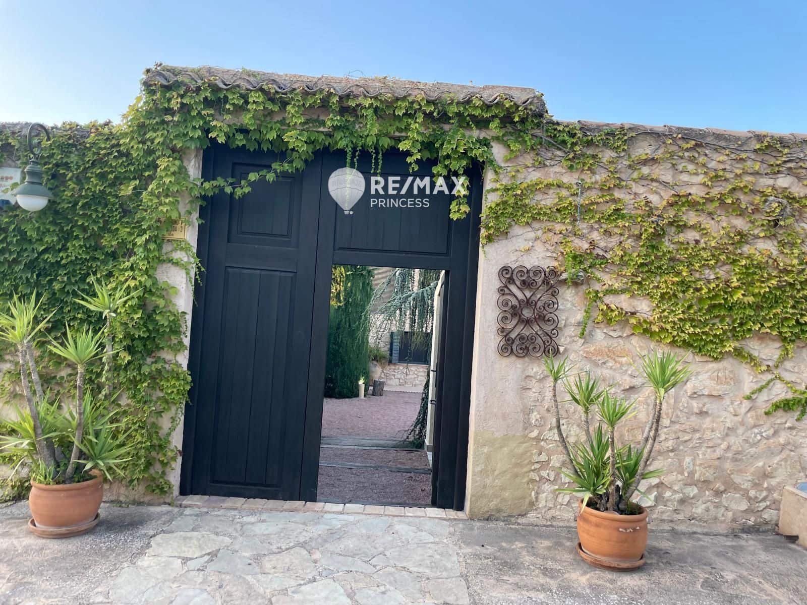 4 soveværelse Villa til leje i Castalla - € 2.500 (Ref: 9164715)