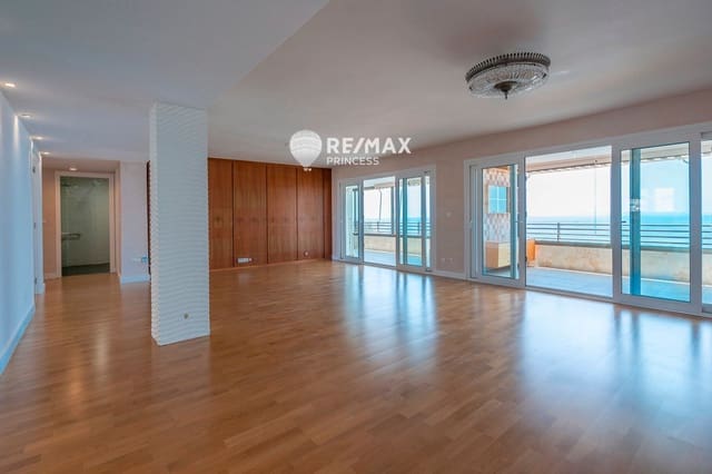 4 soveværelse Lejlighed til salg i Cabo de las Huertas, Alicante by med swimmingpool garage - € 785.000 (Ref: 9164716)