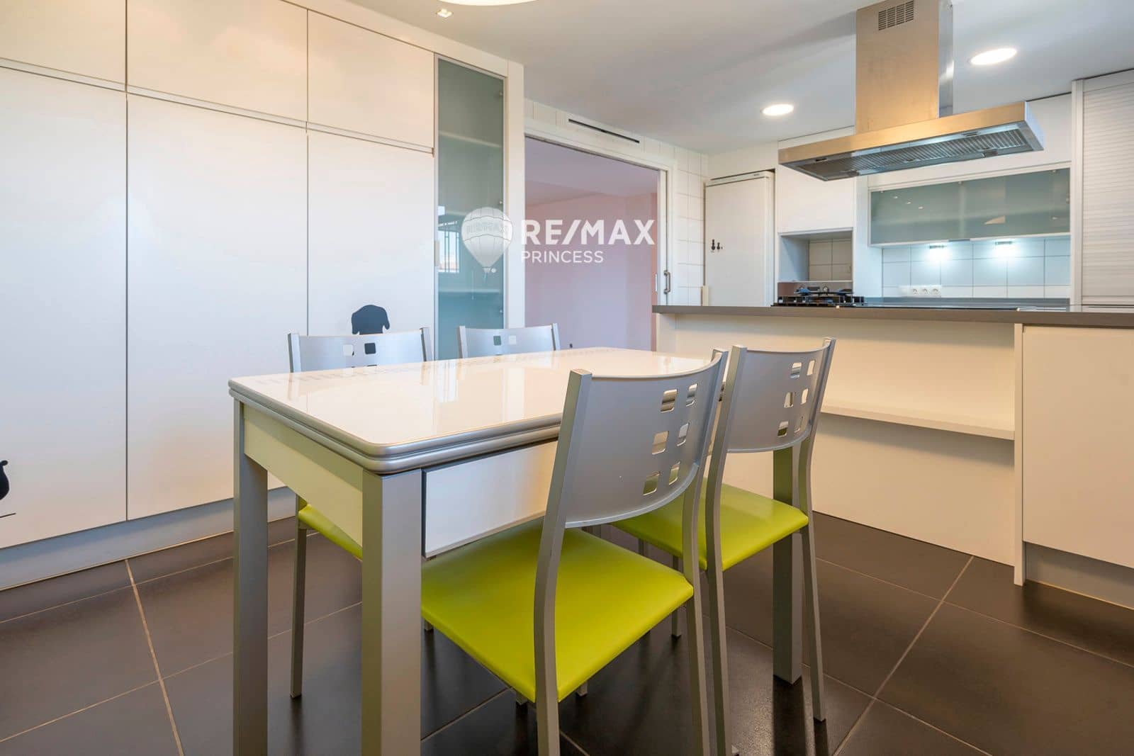 4 soverom Leilighet til salgs i Cabo de las Huertas med svømmebasseng garasje - € 785 000 (Ref: 9164716)