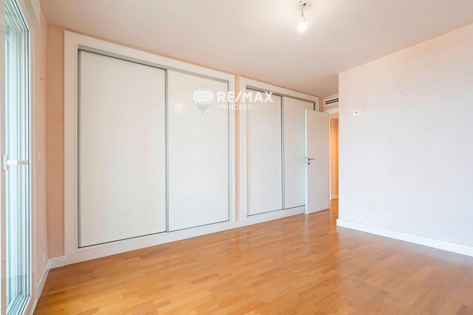 4 soverom Leilighet til salgs i Cabo de las Huertas med svømmebasseng garasje - € 785 000 (Ref: 9164716)