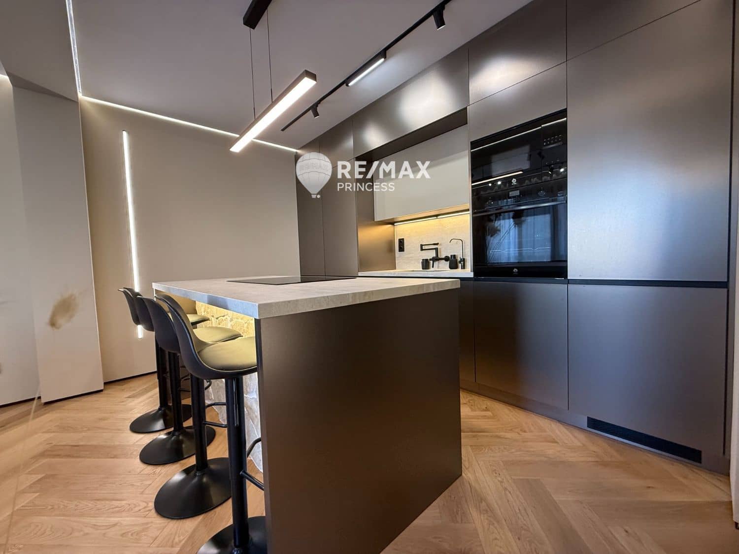 3 soverom Leilighet til salgs i Alicante by - € 643 000 (Ref: 9175594)