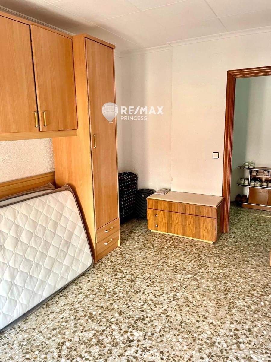 3 soveværelse Lejlighed til salg i Alicante by - € 119.000 (Ref: 9181501)