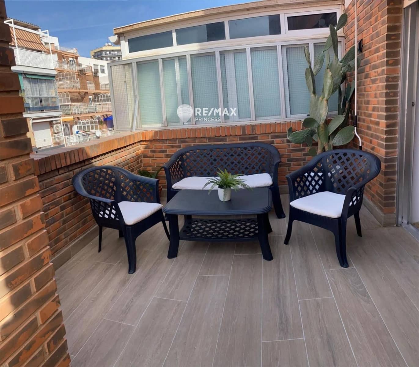 2 slaapkamer Flat te koop in Alicante stad - € 680.000 (Ref: 9184591)