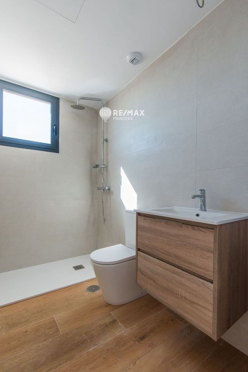 3 soveværelse Penthouse til salg i Alicante by med swimmingpool garage - € 510.000 (Ref: 9199722)