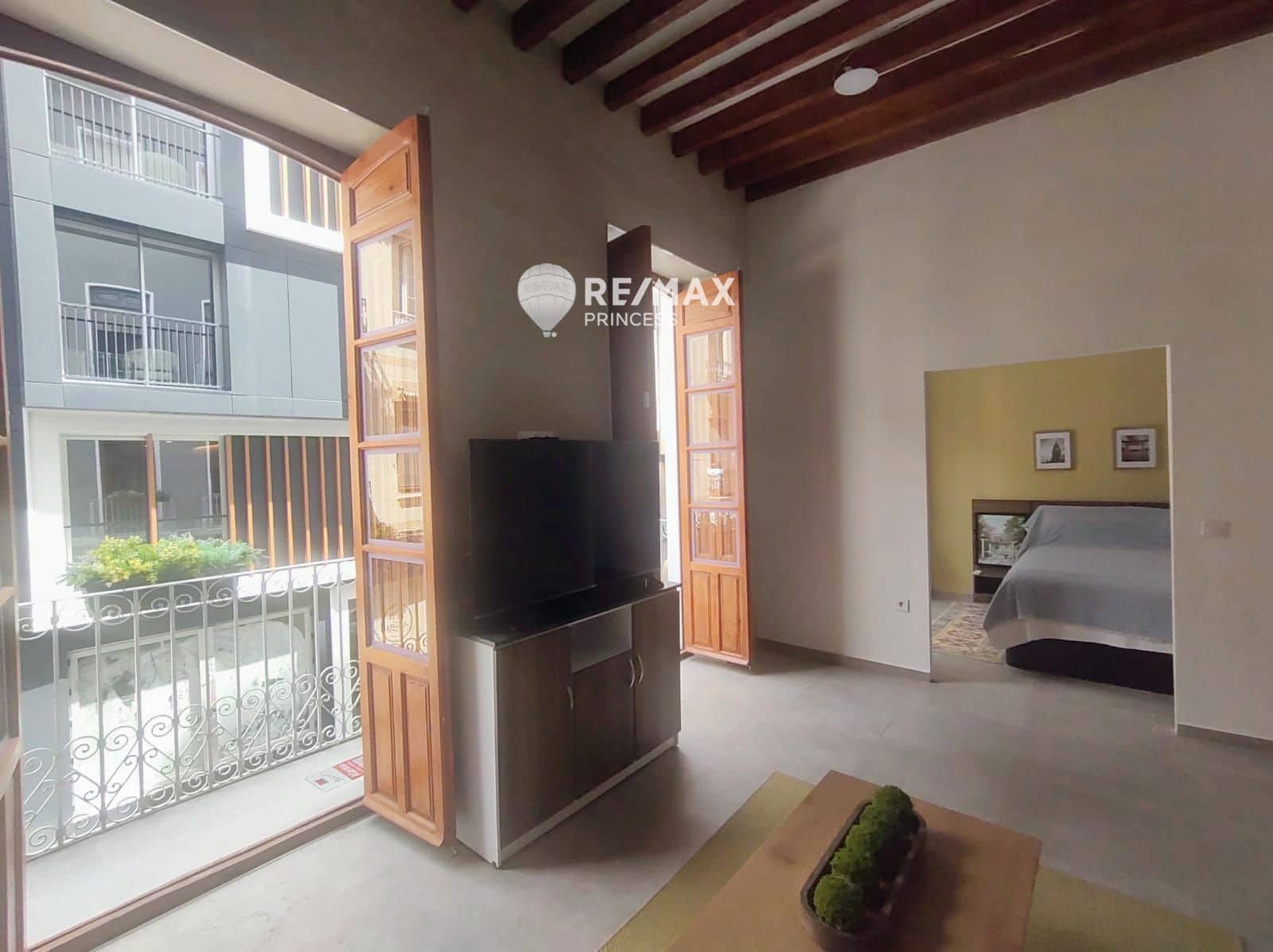 4 soveværelse Lejlighed til salg i Alicante by - € 590.000 (Ref: 9237686)