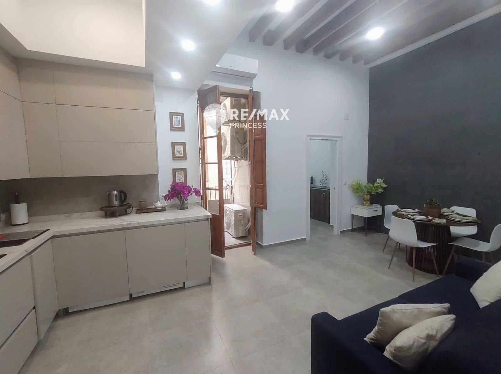 4 soveværelse Lejlighed til salg i Alicante by - € 590.000 (Ref: 9237686)