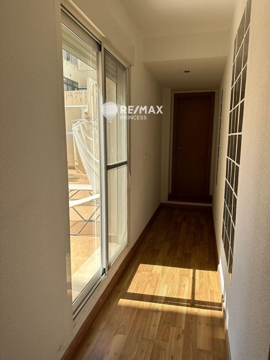 4 soveværelse Lejlighed til salg i Alicante by - € 375.000 (Ref: 9283112)