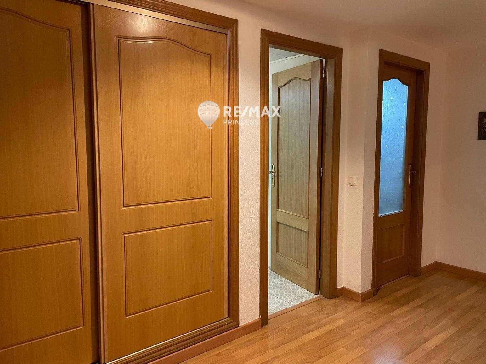 4 soveværelse Lejlighed til salg i Alicante by - € 375.000 (Ref: 9283112)