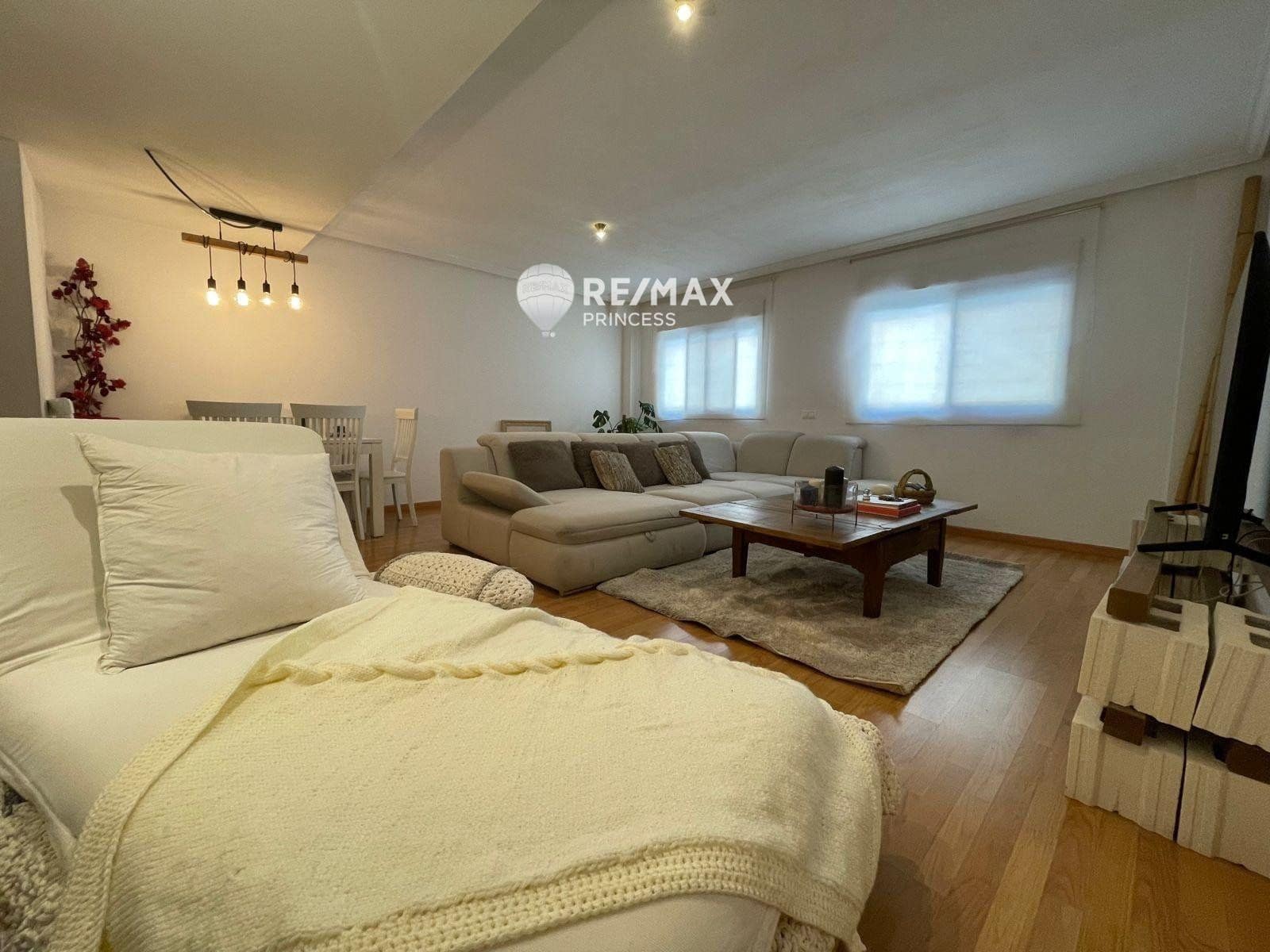 4 soveværelse Lejlighed til salg i Alicante by - € 375.000 (Ref: 9283112)