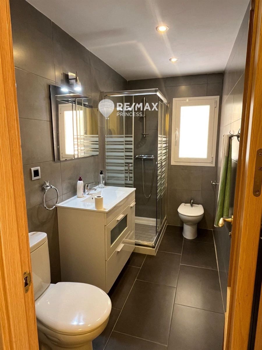 3 slaapkamer Flat te koop in Alicante stad met zwembad garage - € 380.000 (Ref: 9283113)