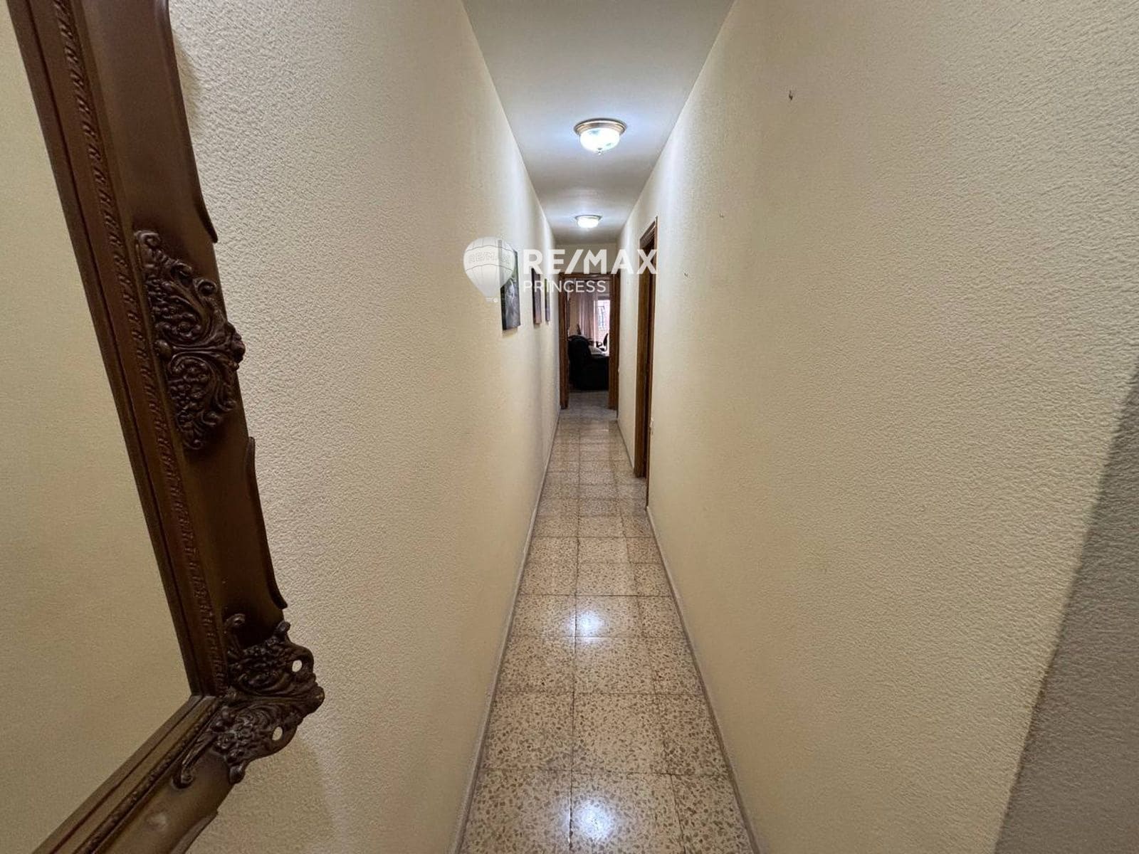 4 bedroom Flat for sale in Alicante / Alacant city with garage - € 229,900 (Ref: 9283114)