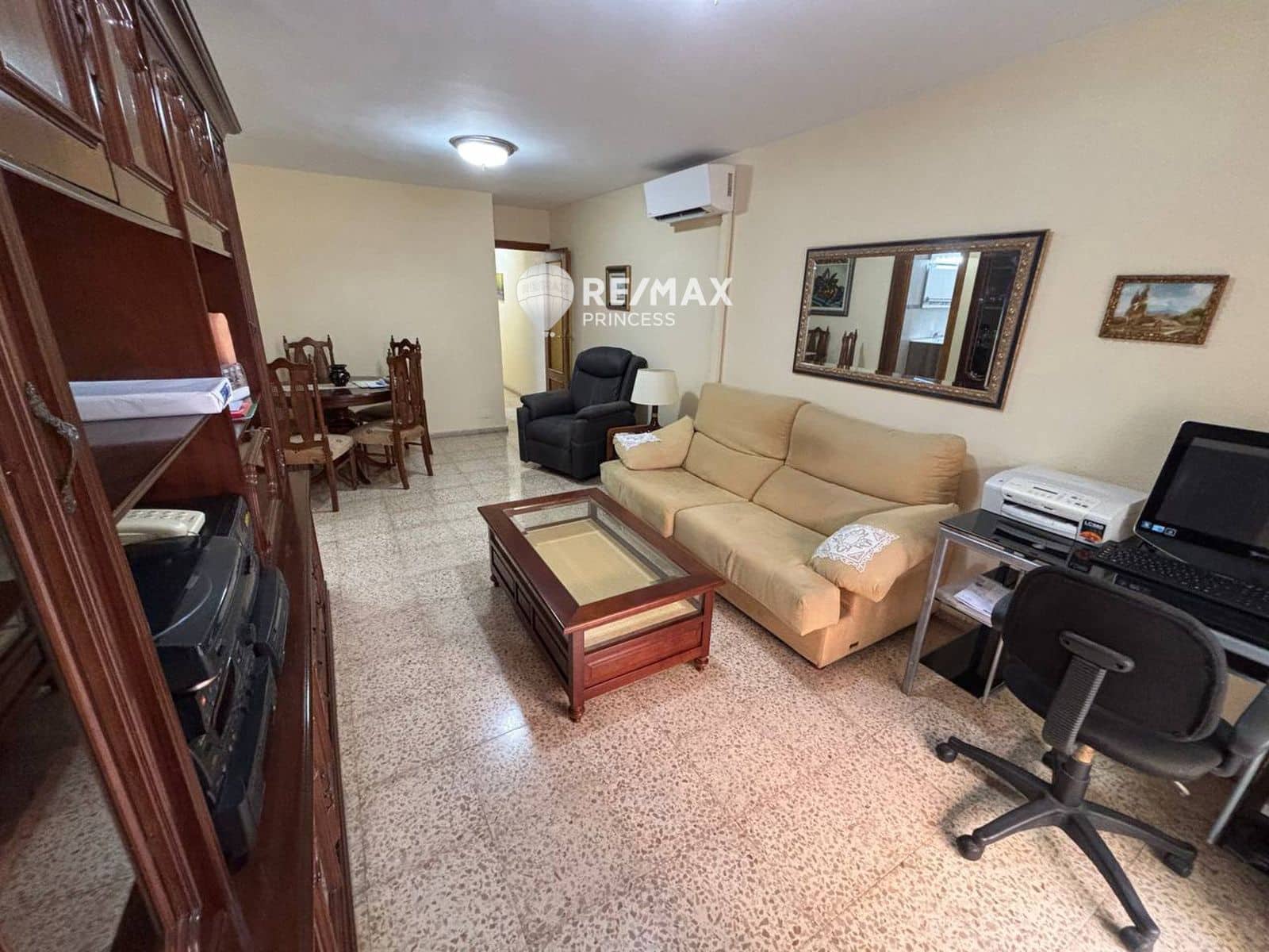 4 bedroom Flat for sale in Alicante / Alacant city with garage - € 229,900 (Ref: 9283114)