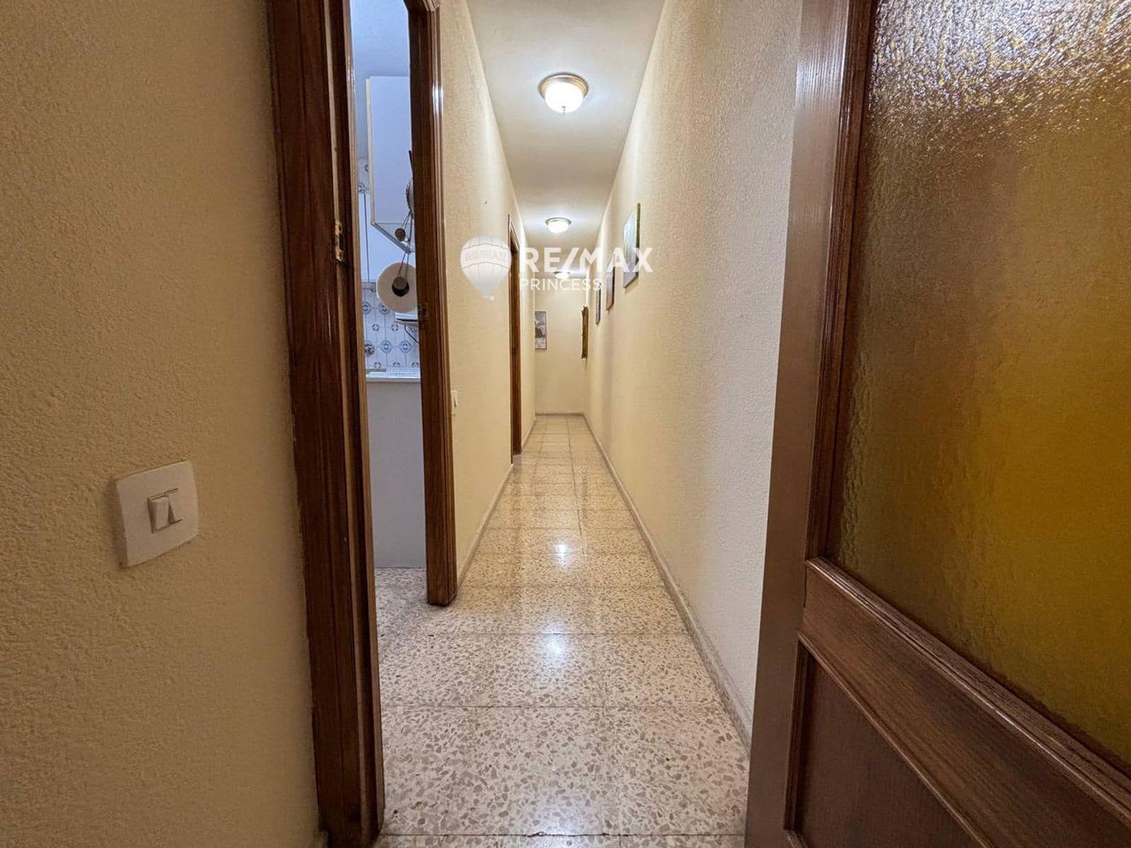 4 bedroom Flat for sale in Alicante / Alacant city with garage - € 229,900 (Ref: 9283114)