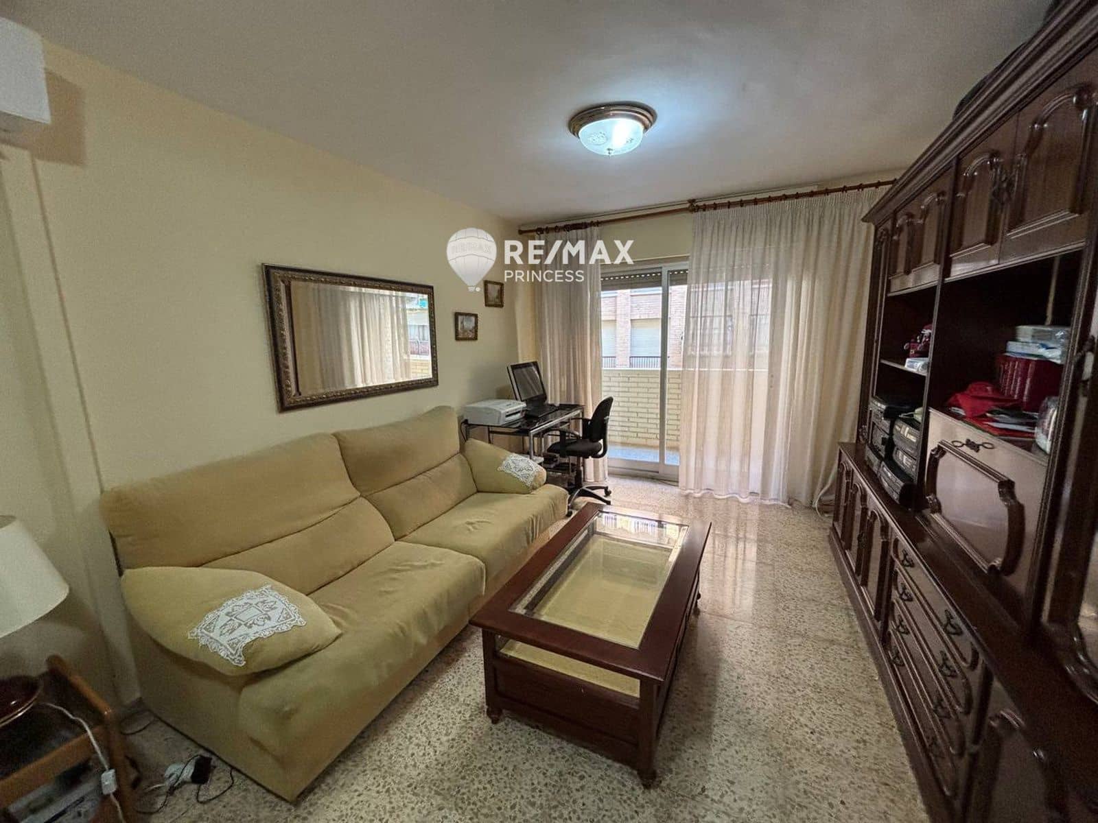 4 bedroom Flat for sale in Alicante / Alacant city with garage - € 229,900 (Ref: 9283114)