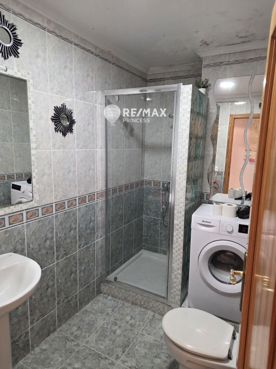 3 soveværelse Lejlighed til salg i Alicante by - € 260.000 (Ref: 9306219)